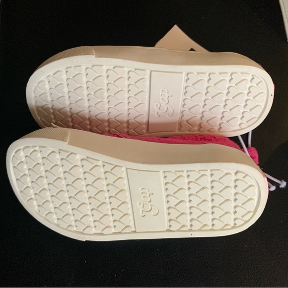 BabyGap - Pink Sneakers π - Picture 3 of 4